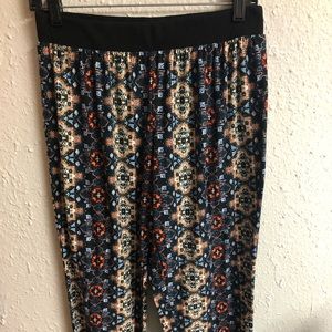 Comfy pattern pants